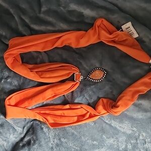 New never worn casual ladies scarf